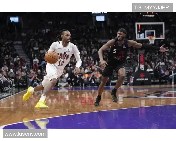 骑士与猛龙对决数据分析全面解读球队表现与关键球员贡献